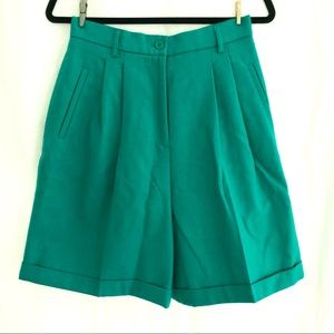 Casual Corner Vintage 100% Wool Green Shorts Sz 10